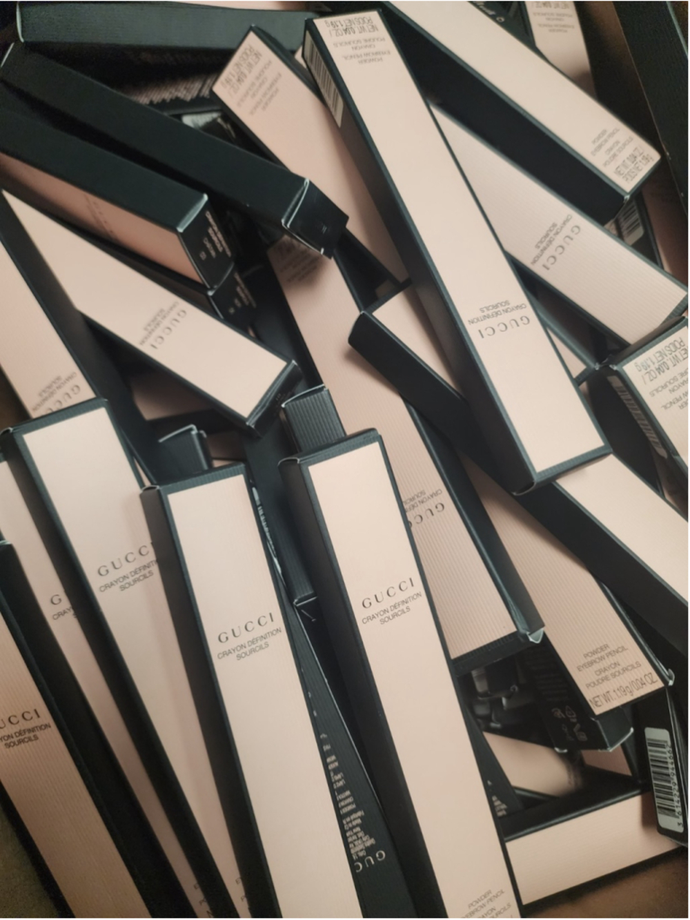 15 PC Gucci Crayon Powder Eyebrow Pencil Mixed Shades 0.04 oz